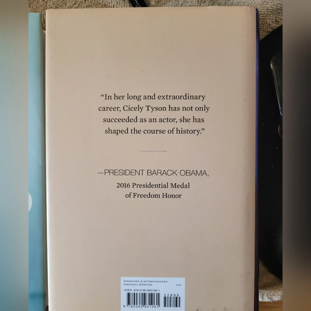 Books - Picture 6 of 8